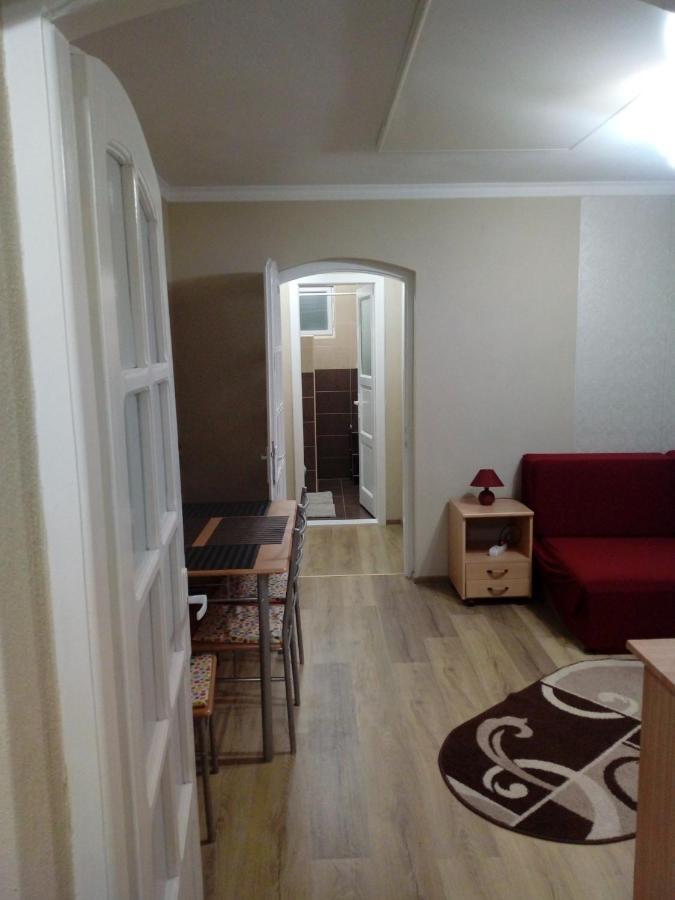 Kiraly Apartman Gheorgheni  Εξωτερικό φωτογραφία