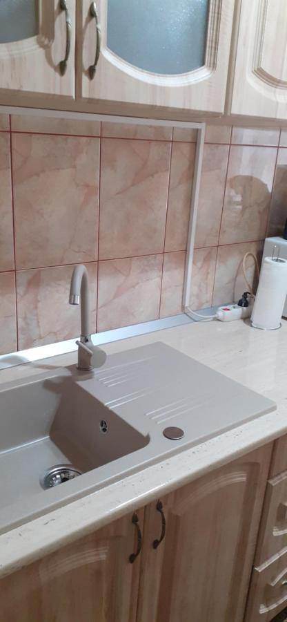 Kiraly Apartman Gheorgheni  Εξωτερικό φωτογραφία
